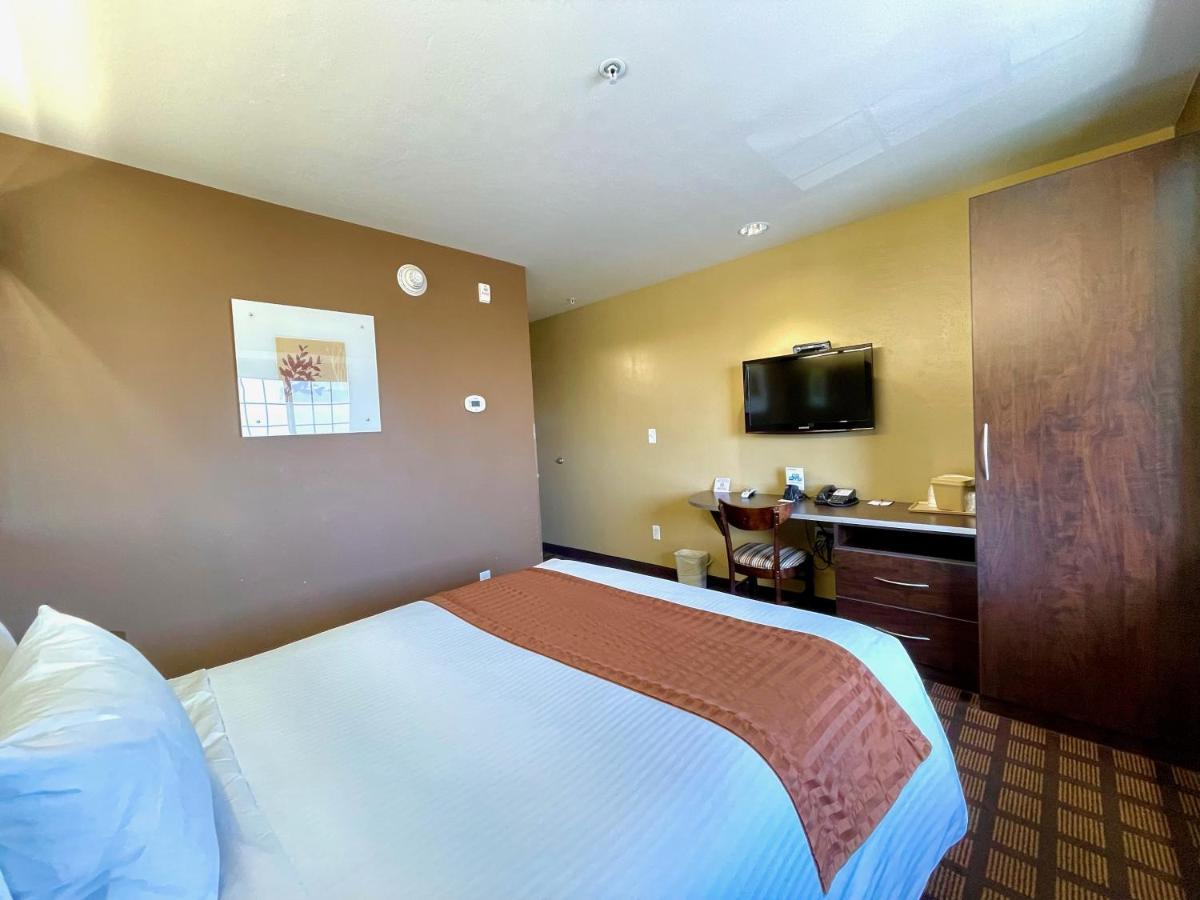 Microtel Inn & Suites By Wyndham Wheeler Ridge Eksteriør billede